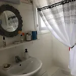 Belle Chambre Au Coeur De Pansiyon Bayonne
