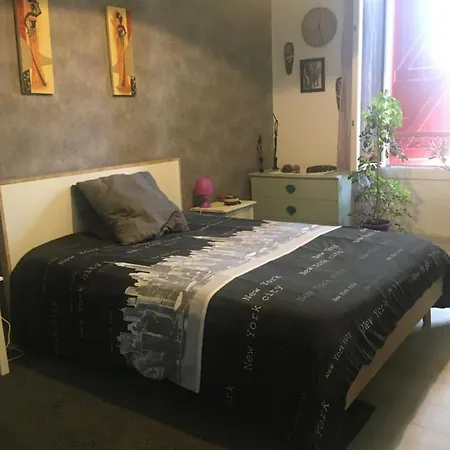 Δωμάτια σε οικογενειακή κατοικία Belle Chambre Au Coeur De